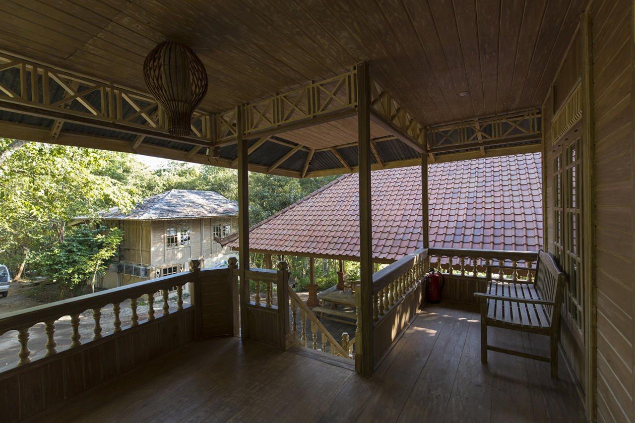 Menjangan Ecolodge - Chse Certified Banyuwedang Esterno foto